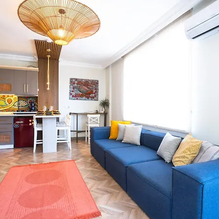 No:6 Luxury Comfort Art House *