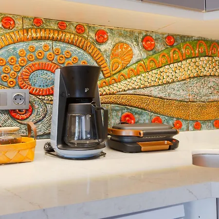 No:6 Luxury Comfort Art House